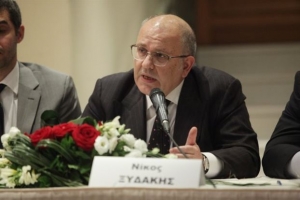 Ξυδάκης: Από το μνημόνιο θα βγούμε το ομολόγησαν και οι εταίροι
