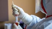 Covid-19: Επιταχύνθηκε ο ρυθμός μολύνσεων αυτήν την εβδομάδα παγκοσμίως, ιδίως στην Ευρώπη