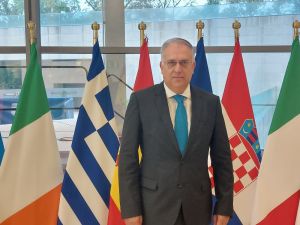 Θεοδωρικάκος από Λουξεμβούργο: Απειλή για την Ευρώπη οι μεγάλες μεταναστευτικές πιέσεις στην Ελλάδα