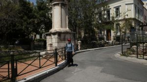 Χωρίς αυτοκίνητα στο ιστορικό κέντρο της Αθήνας για έως 6 μήνες- Τι αναφέρει η σχετική ΚΥΑ