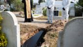 Ρόδος: Παρουσιάστηκε ζωντανός μετά την κηδεία του! Σε κατάσταση σοκ οι συγγενείς του
