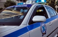 <div>Απέδρασε κατ' οίκον κρατούμενη με βραχιολάκι</div>