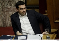Πολύωρη κυβερνητική σύσκεψη υπό τον Τσίπρα για το προσφυγικό