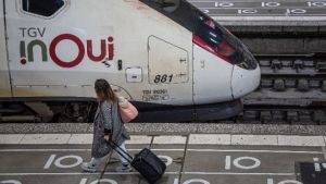 Επίθεση στην Εταιρεία Σιδηροδρόμων: Διαταράχθηκε το Δίκτυο Τρένων TGV στη Γαλλία