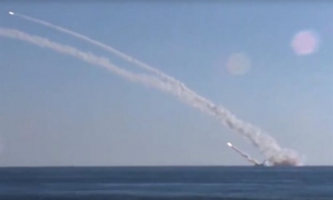 Πούτιν: Απειλεί και με... πυρηνικά όπλα το Ισλαμικό Κράτος