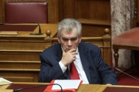 «Περάστε έξω, κύριε υπουργέ. Η διαδικασία είναι απόρρητη»