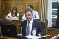 «Αν δεν κλείσει γρήγοραη αξιολόγηση τα πράγματα εκτροχιάζονται»