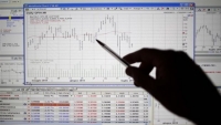 Υποβαθμίζει ο Fitch το κρατικό αξιόχρεο της Ιταλίας