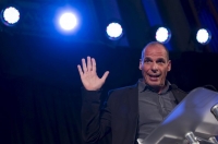 Βαρουφάκης: «Πραγματικός νικητής των εκλογών είναι η τρόικα»