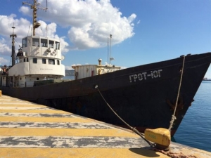 Πλοίο μετέφερε πάνω από 2.000 χαρτοκιβώτια με λαθραία τσιγάρα