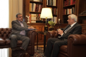 Οι παθογένειες του Δημοσίου στη συνάντηση Παυλόπουλου-Βερναρδάκη