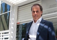 Ο κ. Παπασταύρου, οι λίστες καιοι υψηλοί φίλοι