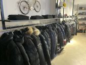 Θεσσαλονίκη: Συνελήφθη ιδιοκτήτης επιχείρησης με «μαϊμού» ρούχα και παπούτσια (pics&amp;vid)