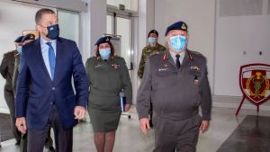 Στεφανής: Επίσκεψη στο 424 ΓΣΝΕ και την 113 Πτέρυγα Μάχης