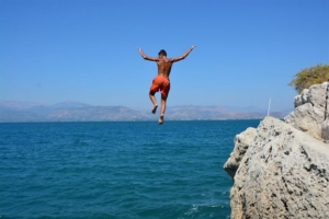 Στους 40 βαθμούς σκαρφαλώνει ο υδράργυρος, δροσιά από Τετάρτη