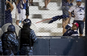 Αργεντινή: Ένας νεκρός σε συμπλοκές χούλιγκαν της Λανούς