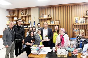 Επίσκεψη με πασχαλινά δώρα από τα παιδιά του ΚΔΑΠ – ΜεΑ στον Δήμαρχο Κιλκίς