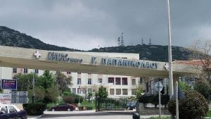 Στ. Καλαφάτης: Επισκέφθηκε τους τραυματίες από την επίθεση στη Χαριλάου