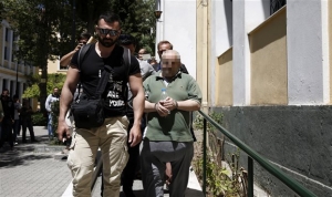 Οφθαλμίατρος εξέτασε τον βιαστή της Δάφνης στον Κορυδαλλό