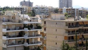 Έλεγχο σε πολυκατοικίες γύρω από το Πειραματικό Σχολείο, ζητεί η ΠΔΕ