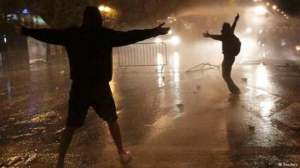 Γερμανικός Τύπος: Αναρχικοί τα βάζουν με την ελληνική πολιτεία