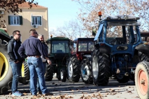 Μαζί με τους υπόλοιπους απεργούς εργαζόμενους αύριο και οι αγρότες