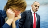 Κασπάροφ: Λίγες οι ελπίδες ειρηνικής μετάβασης μετά τον φόνο Νεμτσόφ