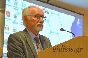 Η Ακαδημία βραβεύει τον Γιώργο Περπερίδη