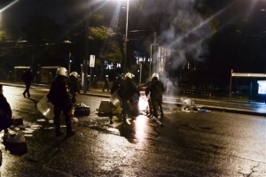 Γ. Πανούσης:Υπεύθυνη η στάση της κυβέρνησης σε Εξάρχεια και Νομική