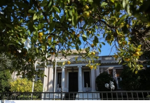 Ακραίες θατσερικές οι θέσεις Μητσοτάκη, λένε κυβερνητικές πηγές