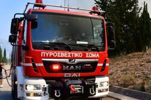 Θεσσαλονίκη: Φωτιά σε νυχτερινό μαγαζί στο κέντρο της πόλης
