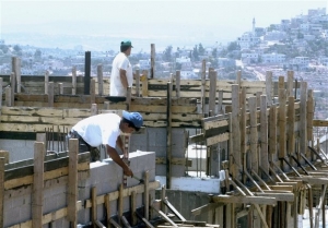 Στα €64,5 εκατ. ανήλθαν το 2014 τα πρόστιμα για αδήλωτη εργασία