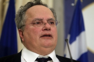 Τηλεφωνική επικοινωνία του Νίκου Κοτζιά με τον Τζον Κέρι