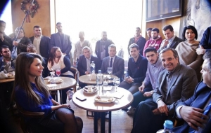 Αντ. Σαμαράς: Ενέσεις ηθικού στην κομματική βάση και επένδυση στη «χαμένη ψήφο»