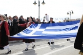 Καμμένος:Μήνυμα εθνικής κυριαρχίας η παρέλαση και το λαϊκό γλέντι