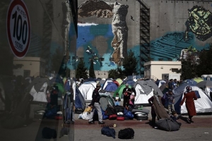 «Καμπανάκι» από βουλευτές του ΣΥΡΙΖΑ για την προσφυγική κρίση στα νησιά