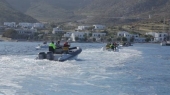 Οι εθελοντές με τα φουσκωτά που στηρίζουν τους ακρίτες του Αιγαίου
