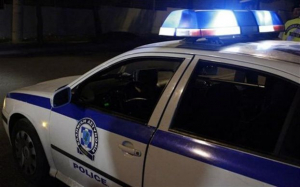 Επίθεση κουκουλοφόρων σε υποκατάστημα ΕΛΤΑ στον Ταύρο