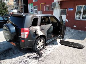 Δήμος Παύλου Μελά: Πυρπόλησαν το υπηρεσιακό αυτοκίνητο του Δημάρχου Δημήτρη Δεμουρτζίδη (pics)