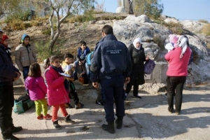 Σε μηνιγγίτιδα οφείλεται ο θάνατος παιδιού στο Κέντρο Προσφύγων Μυτιλήνης