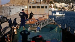 Στα «δίχτυα» του Λιμενικού πλοίο με λαθραία τσιγάρα