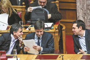 Δύο στρατόπεδα για την επόμενη μέρα