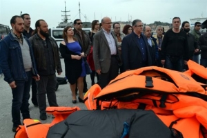 Κουτσούμπας: Να εφοδιάσει η Ελλάδα τους πρόσφυγες με ταξιδιωτικά έγγραφα