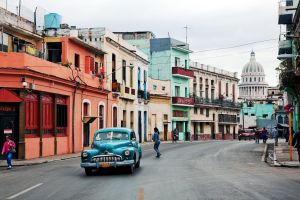 Ηλεκτροδότηση αποκαταστάθηκε στην Κούβα, αλλά οι διακοπές ρεύματος συνεχίζονται