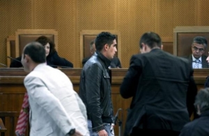 Δίκη Χρυσής Αυγής: Η αστυνομία αρκείται στον ρόλο του παρατηρητή