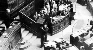 Βουλή - Προαπαιτούμενα: Η τελευταία ψηφοφορία με τον παραδοσιακό τρόπο