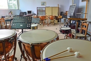 Προσλαμβάνονται στους δήμους 1.090 συμβασιούχοι