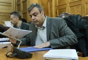 Βερναρδάκης: Παθογένεια η αυτονόμηση των ιδιωτικών ΜΜΕ