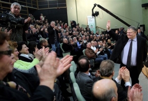 Βενιζέλος: Στα Λαδάδικα με υποψήφιους βουλευτές του ΠαΣοΚ
