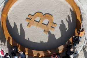 Στη Σλοβενία το πρώτο μνημείο αφιερωμένο στο bitcoin